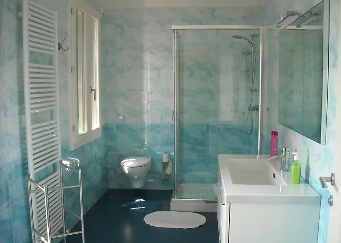 Alojamento de Acomodação e Pequeno-almoço Luca E Paola